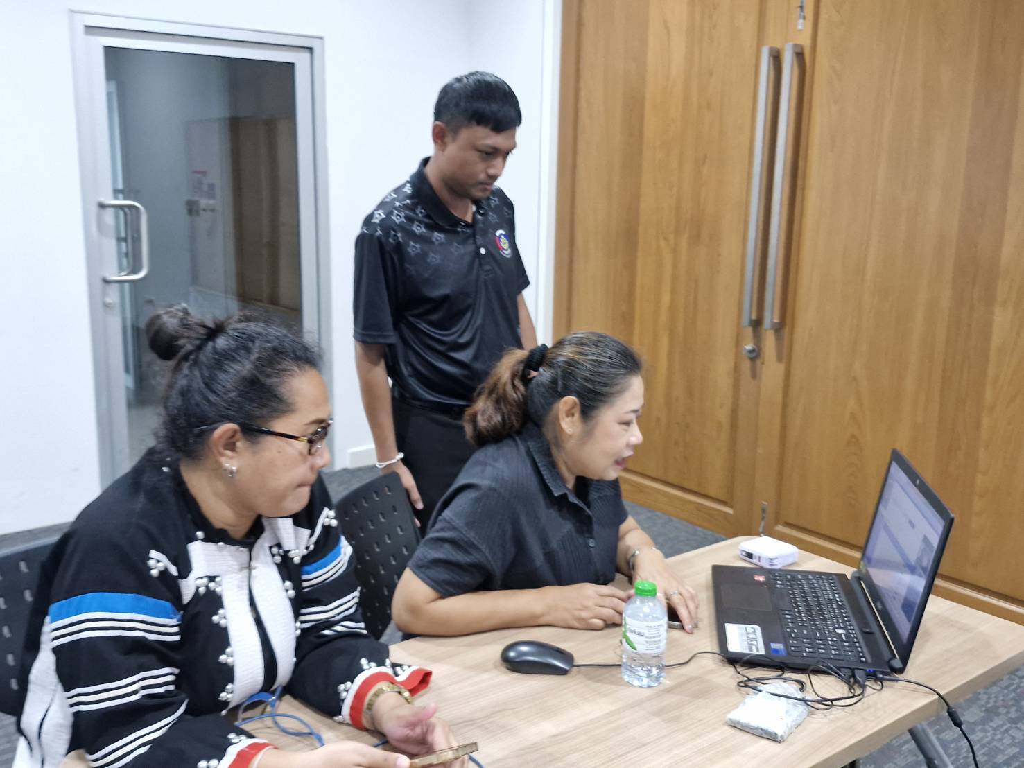 พช.สมุทรปราการ ประชุมชี้แจงสร้างความรู้ความเข้าใจการใช้งานระบบ