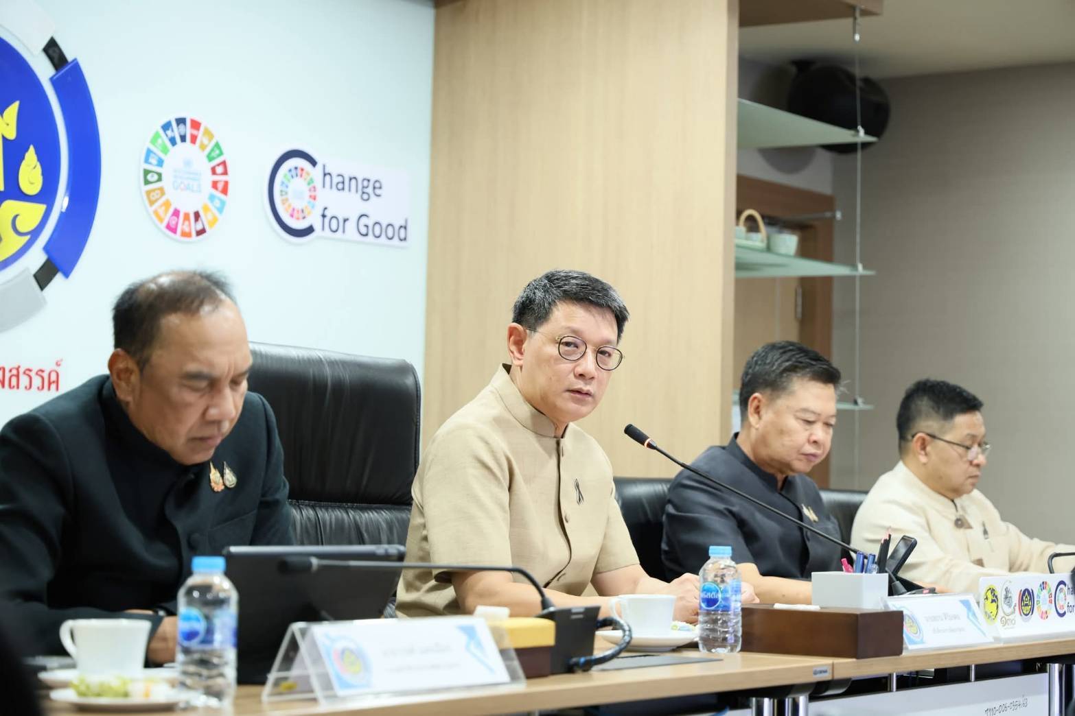 พช.สมุทรปราการ ร่วมประชุมกรมฯ ครั้งที่ 5/2569 ขานรับนโยบายรัฐบาล “ไทยช่วยไทย พลัส” พร้อมขับเคลื่อนภารกิจพัฒนาชุมชนทั่วประเทศ