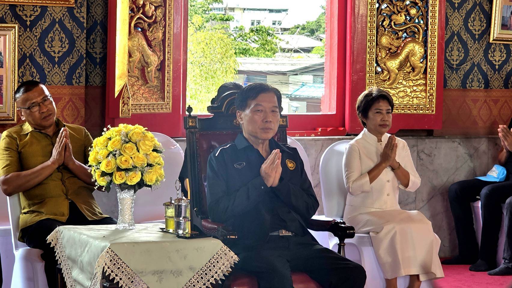 พช.สมุทรปราการ ร่วมพิธีเจริญพระพุทธมนต์ เจริญจิตภาวนา เพื่อเฉลิมพระเกียรติและถวายเป็นพระราชกุศลเนื่องในวันเฉลิมพระชนมพรรษา สมเด็จพระนางเจ้าสุทิดาพัชรสุธาพิมลลักษณ พระบรมราชินี