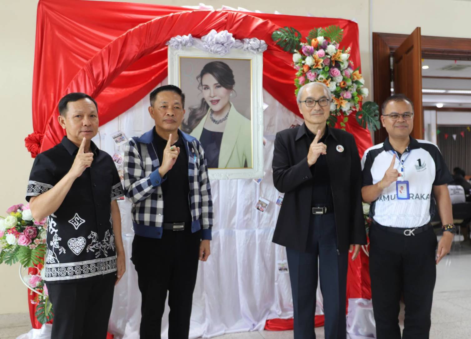 🤍พช.สมุทรปราการ ร่วมต้อนรับและสนับสนุนข้อมูลคณะอนุกรรมการติดตามประเมินผลการดำเนินงานจังหวัด TO BE NUMBER ONE ประจำปี 2569 ในการลงพื้นที่ตรวจเยี่ยมและรับทราบผลการดำเนินงานโครงการ TO BE NUMBER ONE ของจังหวัดสมุทรปราการ