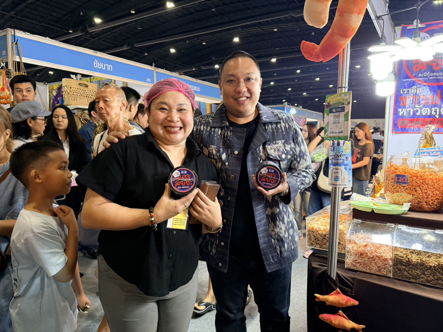 🏆 ยอดขายสุดฮอต สร้างรายได้และโอกาสทางการตลาดอย่างเป็นรูปธรรม! งาน OTOP Midyear 2026 “OTOP NEXT INSPIRATION : ไทยช่วยไทย พลัส” สร้างมูลค่าผลิตภัณฑ์ภูมิปัญญาไทย สู่ระดับสากล วันที่ 8 แฟนพันธุ์แท้ OTOP ช้อปสนุกสนาน ของดี จังหวัดสมุทรปราการ ยอดจำหน่ายกว่า 13 ล้านบาท!! 