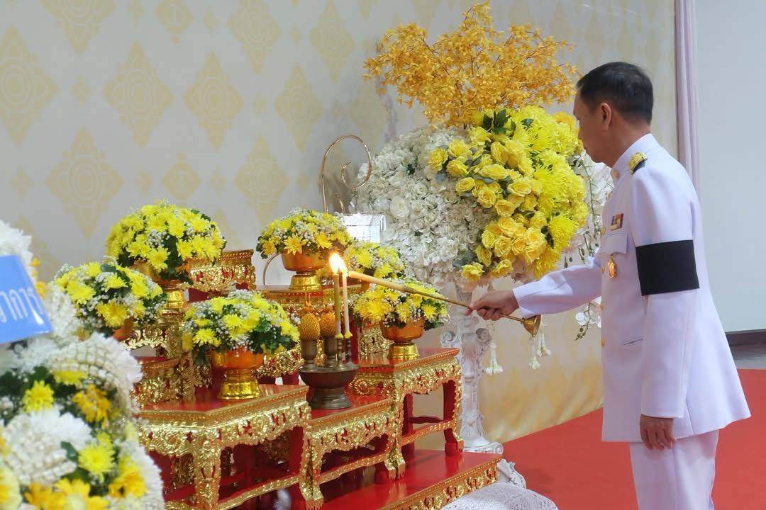พช. สมุทรปราการ ร่วมพิธีวางพวงมาลาถวายราชสักการะ เนื่องในวันที่ระลึกคล้ายวันสวรรคต “สมเด็จพระนารายณ์มหาราช” ประจำปี 2569