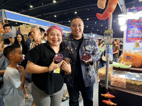🏆 ยอดขายสุดฮอต สร้างรายได้และโอกาสทางการตลาดอย่างเป็นรูปธรรม! งาน OTOP Midyear 2026 “OTOP NEXT INSPIRATION : ไทยช่วยไทย พลัส” สร้างมูลค่าผลิตภัณฑ์ภูมิปัญญาไทย สู่ระดับสากล วันที่ 8 แฟนพันธุ์แท้ OTOP ช้อปสนุกสนาน ของดี จังหวัดสมุทรปราการ ยอดจำหน่ายกว่า 13 ล้านบาท!! 